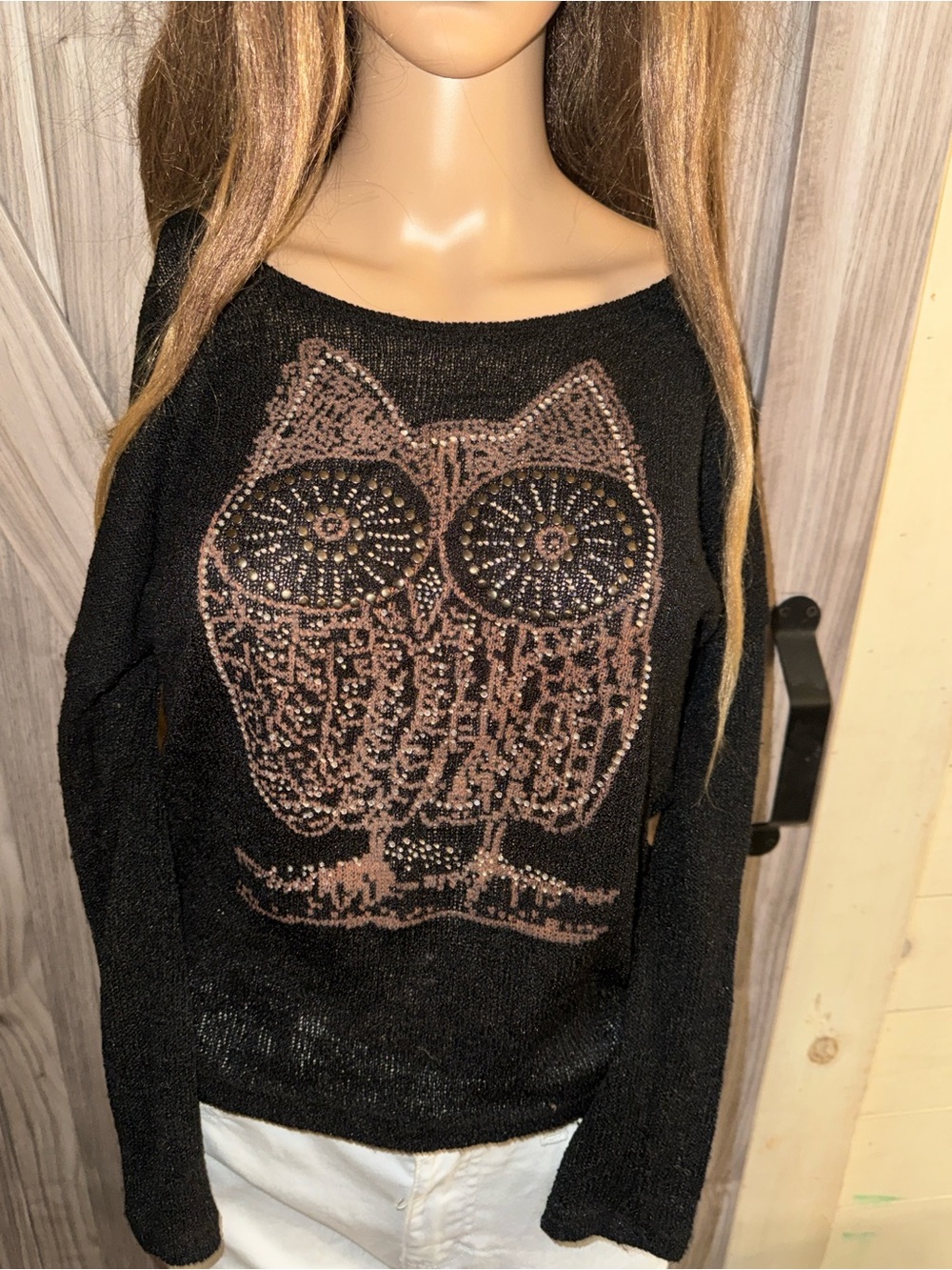Black Women’s Sweater with Embellished Owl